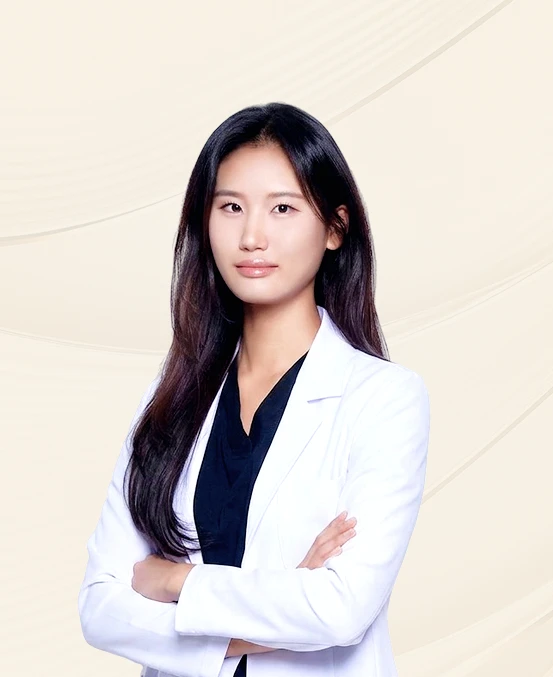安彩羅 院长